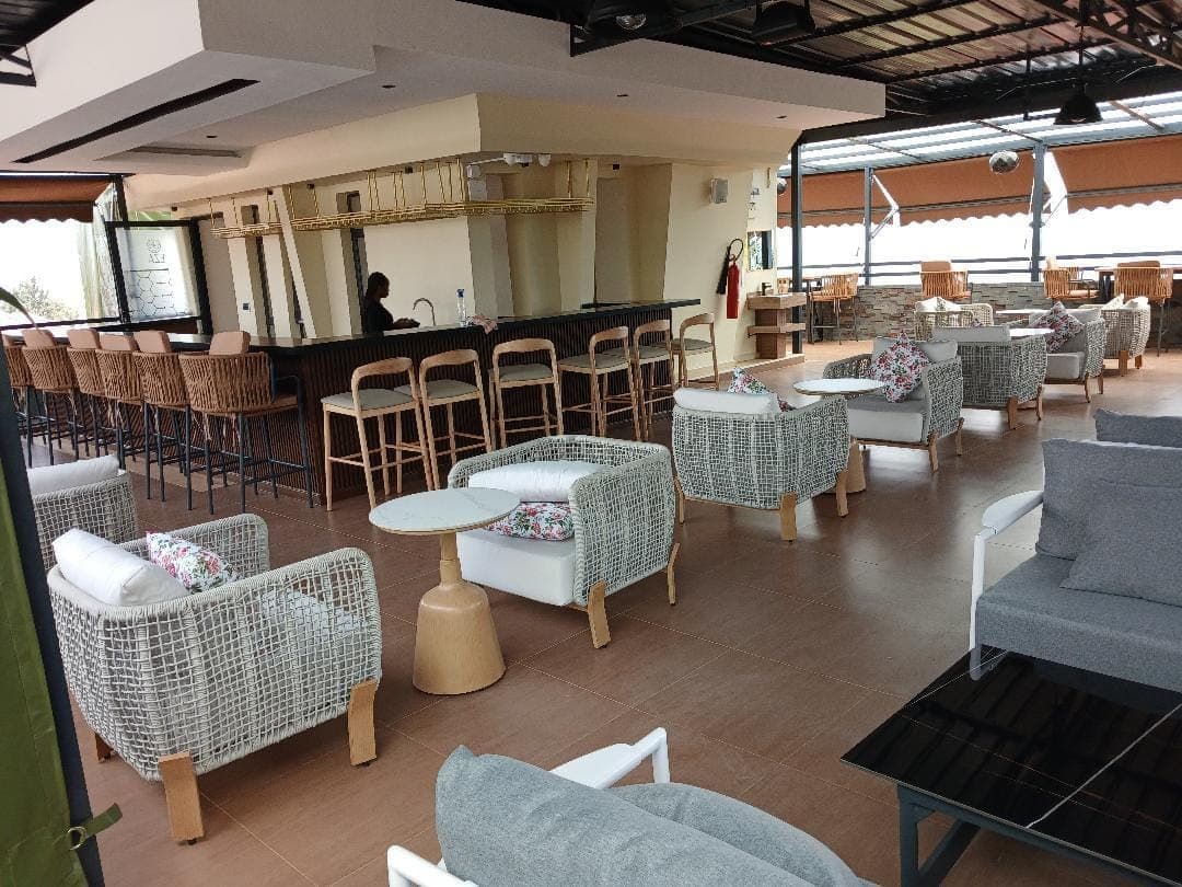 Restaurant and Bar